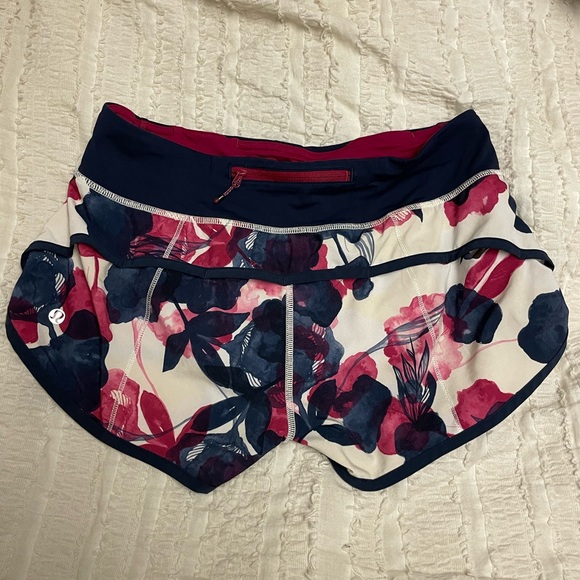 lululemon shorts - Picture 2 of 2